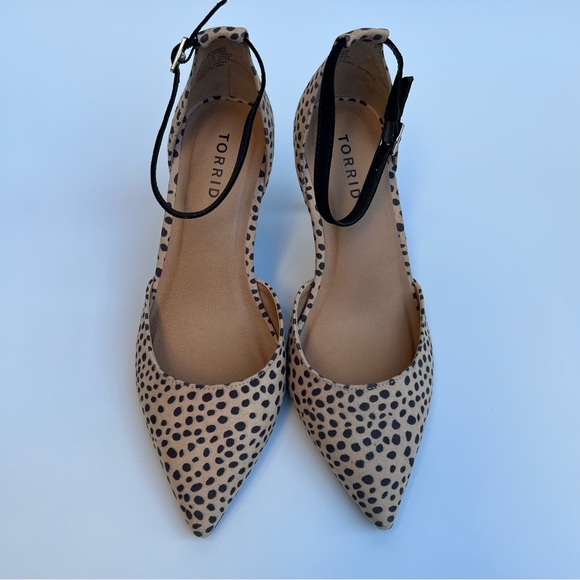Torrid Cheetah Print Ankle Strap Pump Heals Size 8WW - Picture 2 of 12